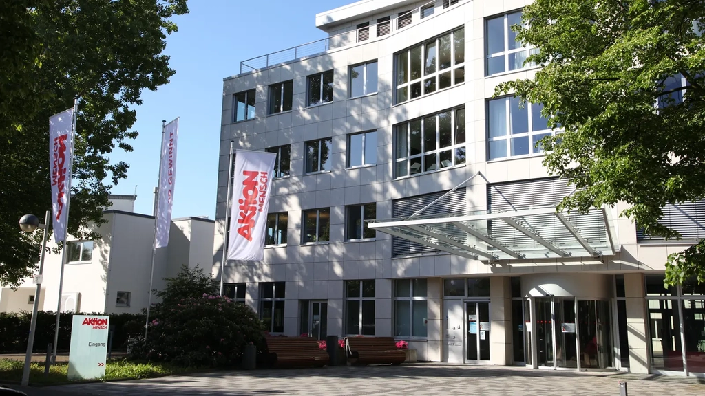 Das Gebäude der Aktion Mensch von außen.