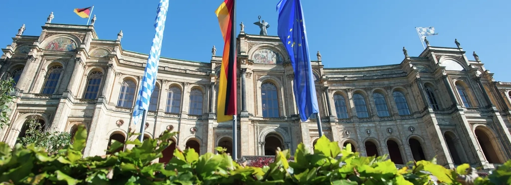 Außenansicht Maximilianeum Sitz des Bayerischen Landtags