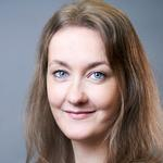 Porträt einer dunkelblonden Frau
