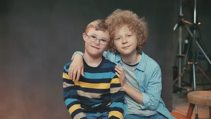 Portraitfoto von Thibaud Kurtz und Leopold Schill.