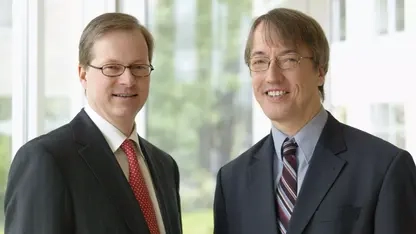 Portraitfoto von Armin v. Buttlar und Martin Georgi.