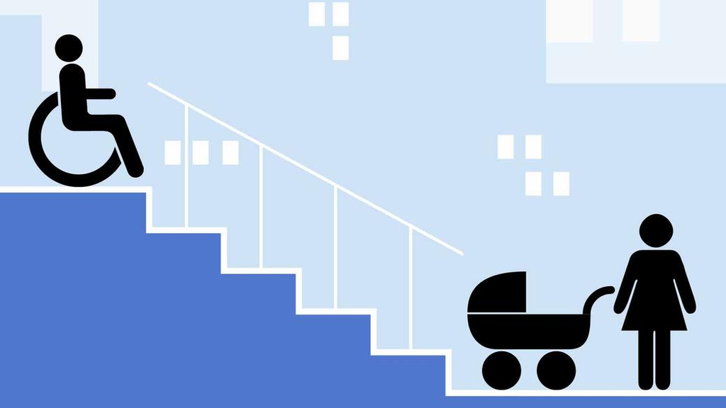 Ein Rollstuhlfahrer und eine Frau mit Kinderwagen stehen vor einer Treppe