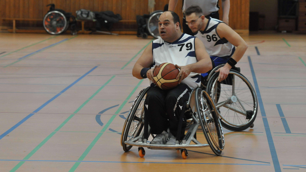 Inklusiver Rollstuhlbasketball beim SVE Hamburg