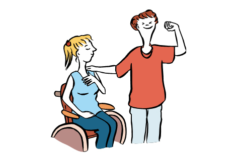 Frau, die neben einer Rollstuhlfahrerin steht