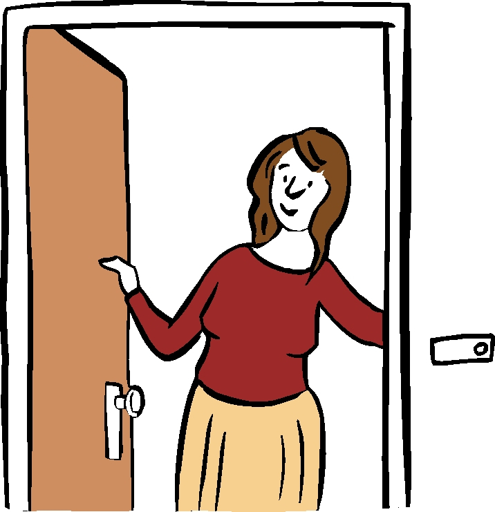 Frau steht in der geöffneten Wohnungstür