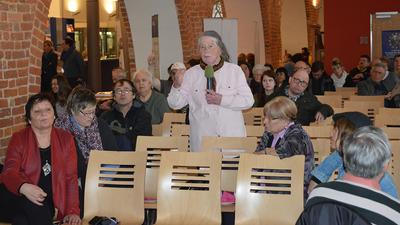 Viele Menschen im Publikum