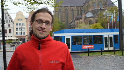 rené tober lächelt in die kamera