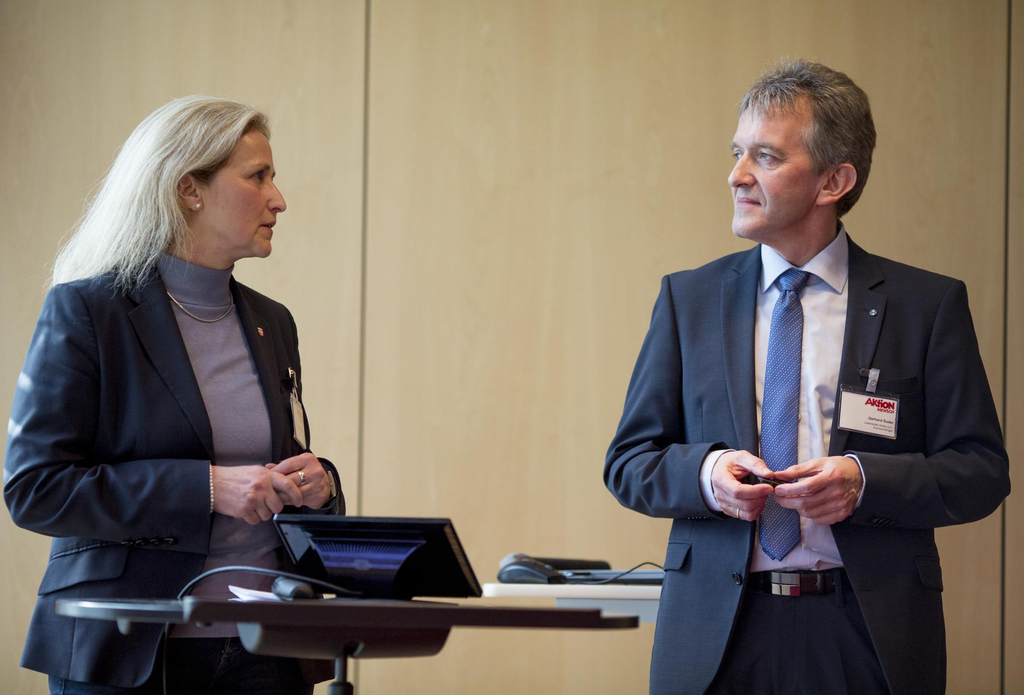 Meike Moog-Steffens und Gerhard Suder präsentieren Schneverdingen.