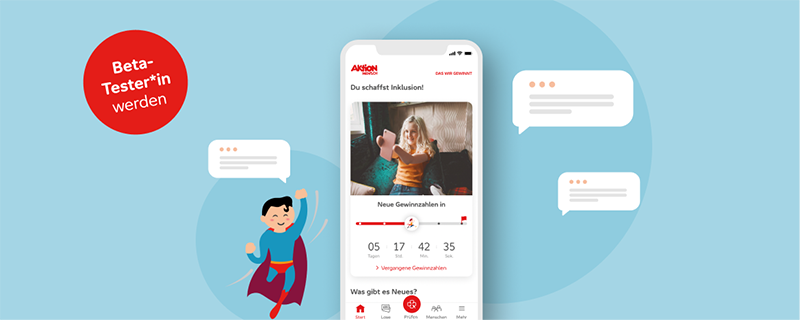 Illustration eines einbeinigen Supermans neben einem großen Smartphone auf dem die Aktion-Mensch-App zu sehen ist