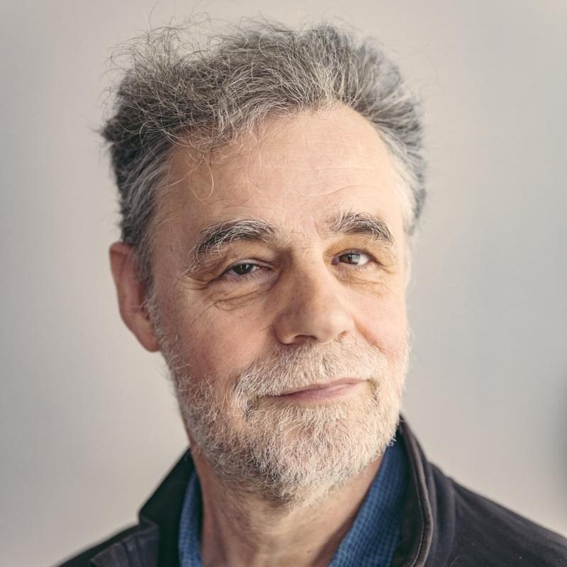 Porträt eines Mannes im mittleren Alter