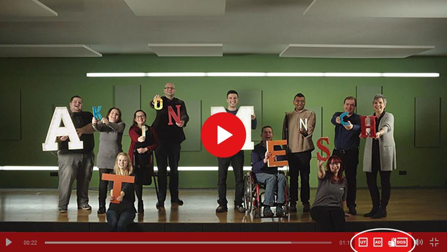 Ein Screenshot des barrierefreien Videoplayers, bei dem die Optionen Untertitel, Gebärdensprache und Audiodeskription weiß umkreist sind.